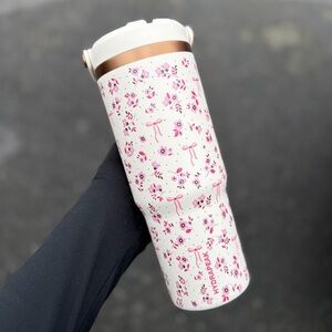 HYDRAPEAK PINK BOWS FLORAL COQUETTE GIRLY WATER BOTTLE NOMAD ARTISAN COLLECTION